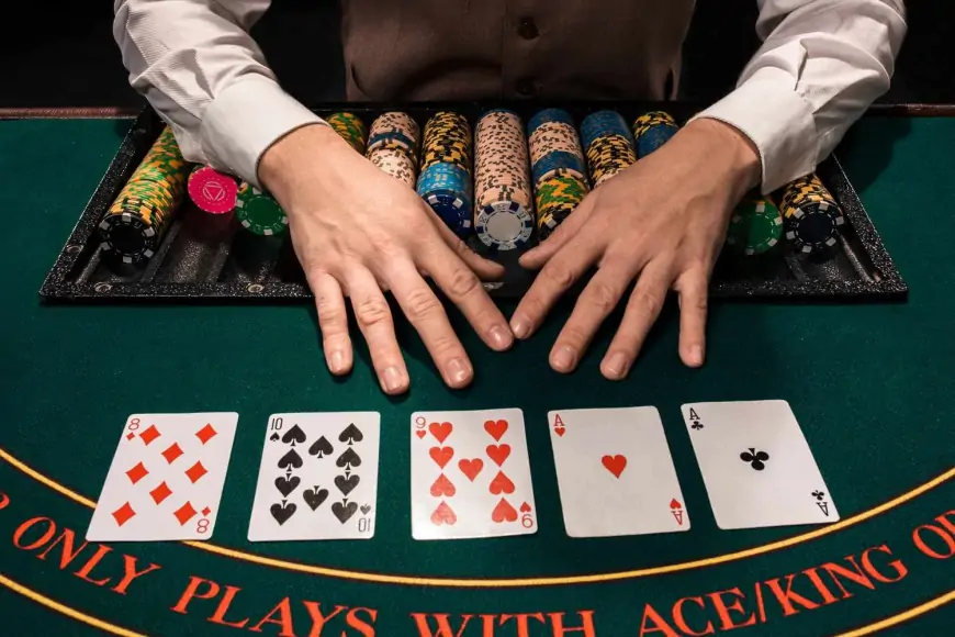 How to play Poker? Explained for beginner