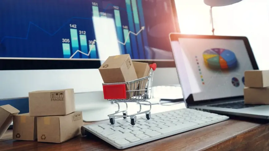 What is an E-commerce strategy?  The ultimate guide 2024